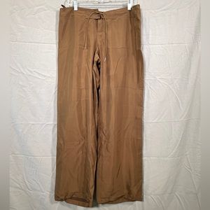 Vintage Gucci Silk straight leg pants.  Size 44